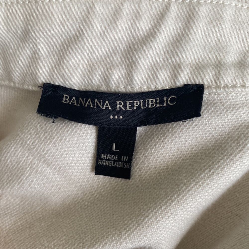 Banana Republic Twill Pocket Shirt - Picture 5 of 5